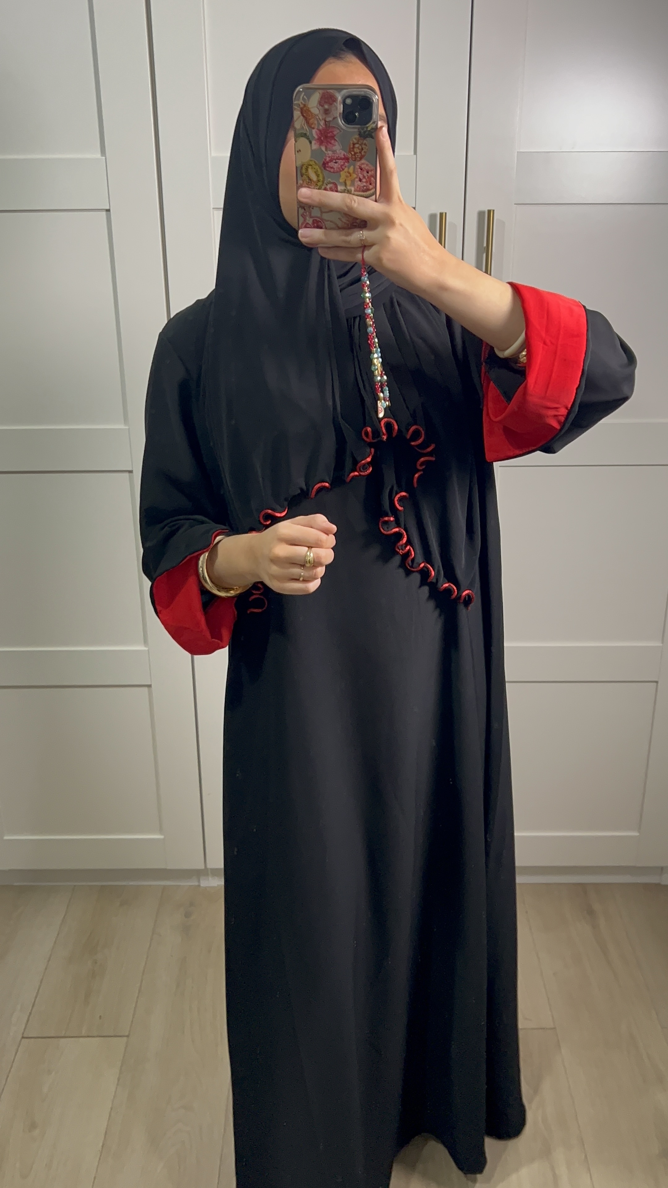 ABAYA COL ROUGE