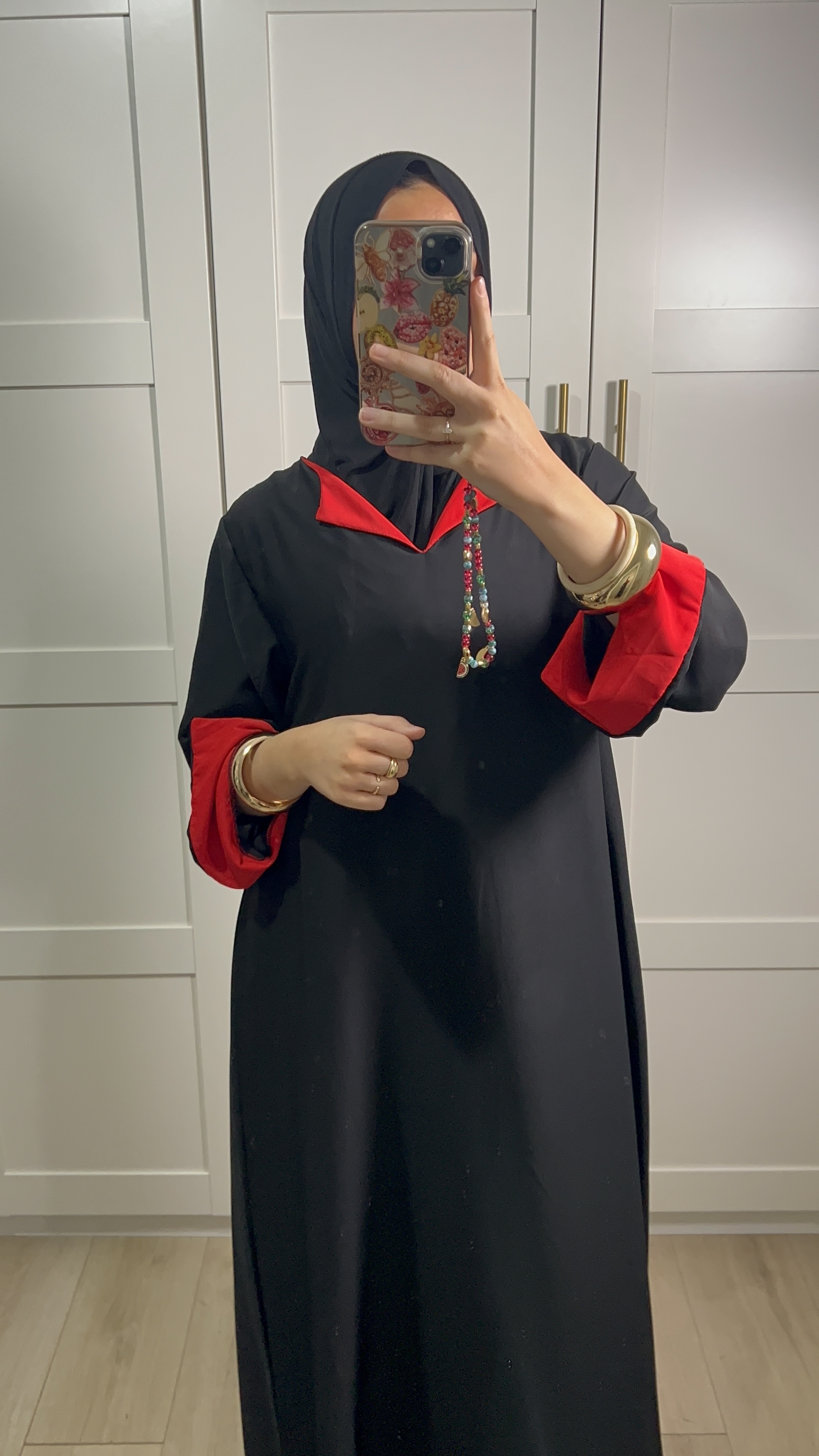 ABAYA COL ROUGE