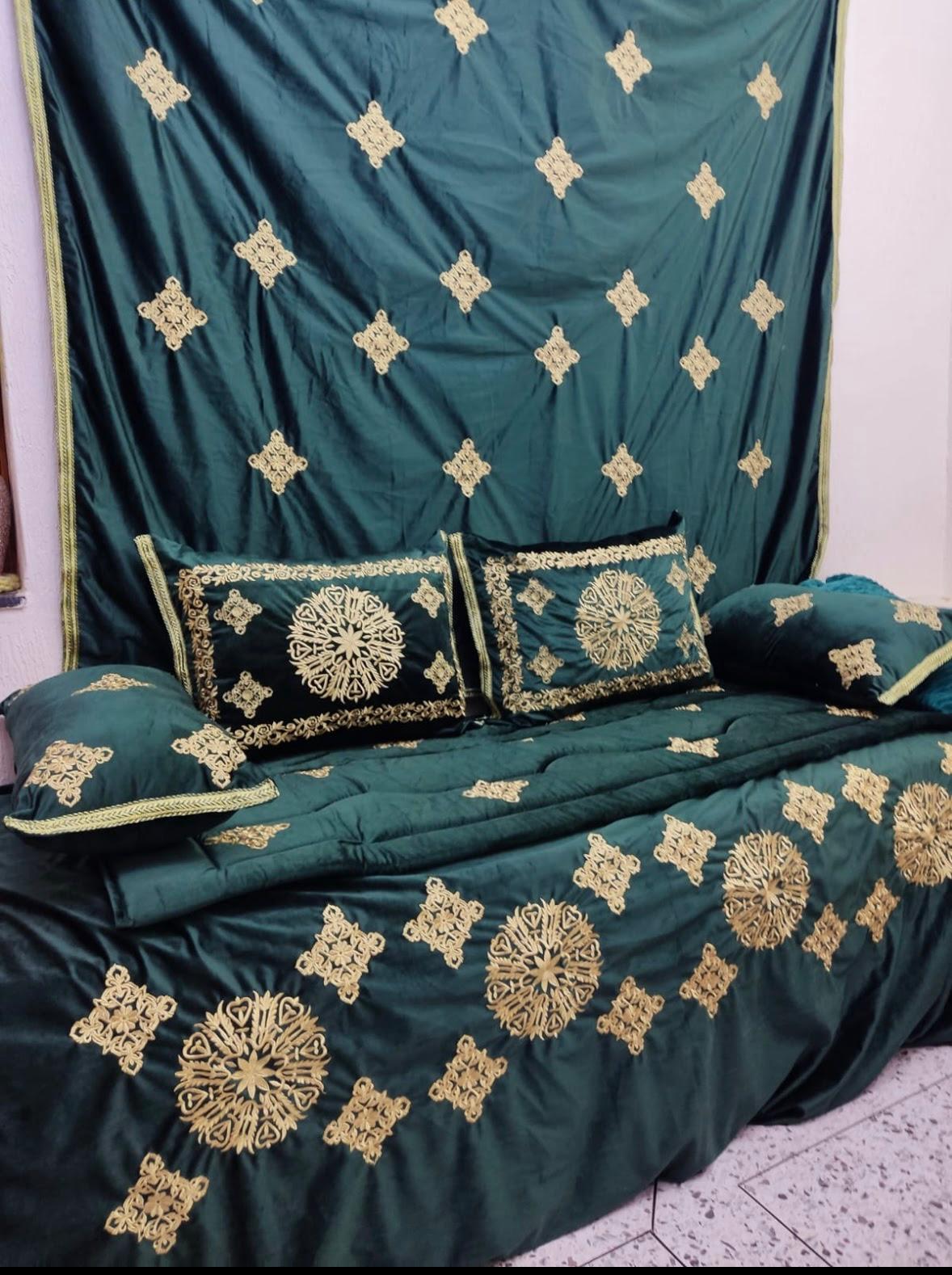 LOCATION ASSISE VELOUR VERT
